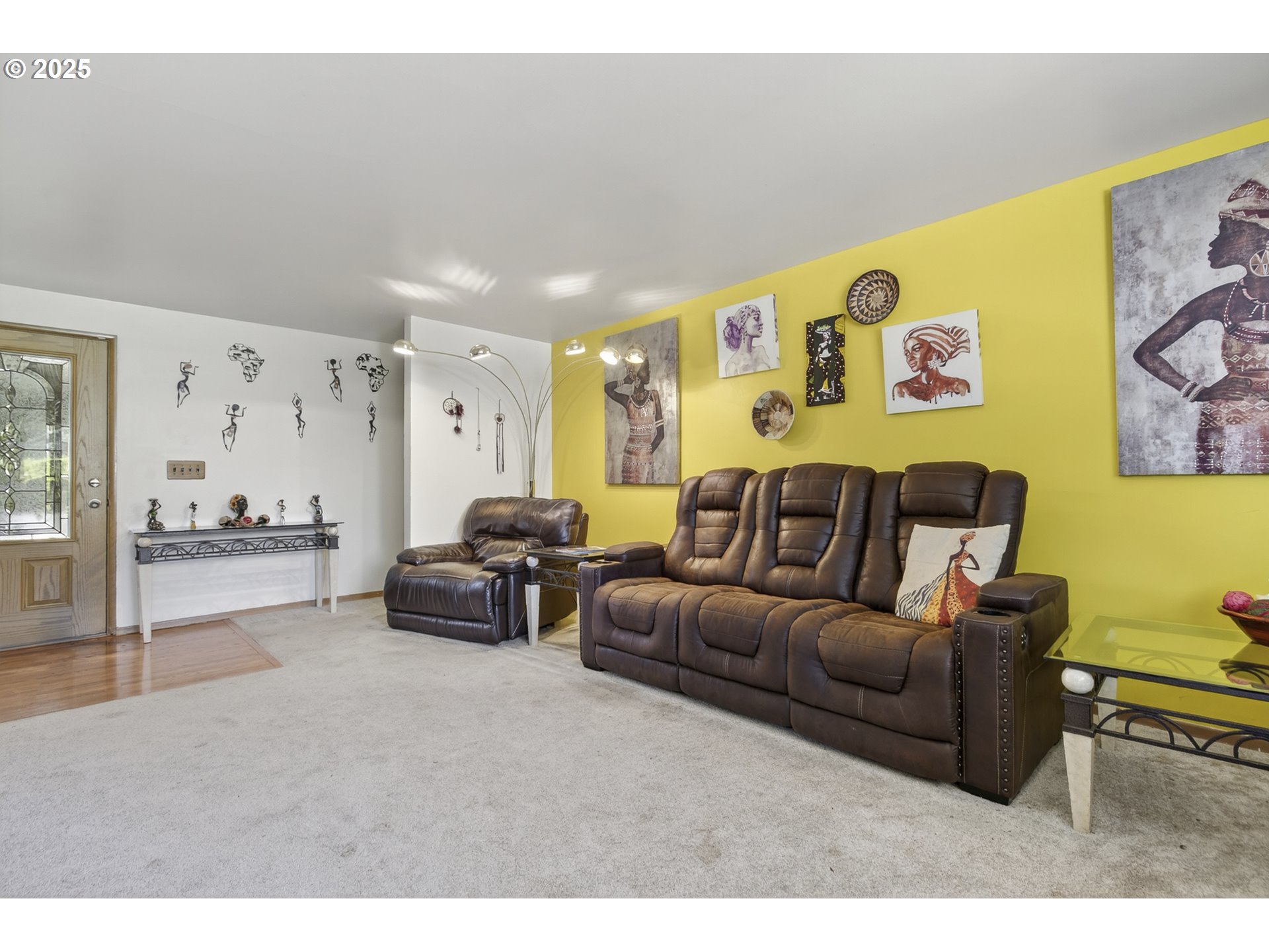 17821 Southeast Morrison Court Portland, OR 97233 - Photo 5 of 39