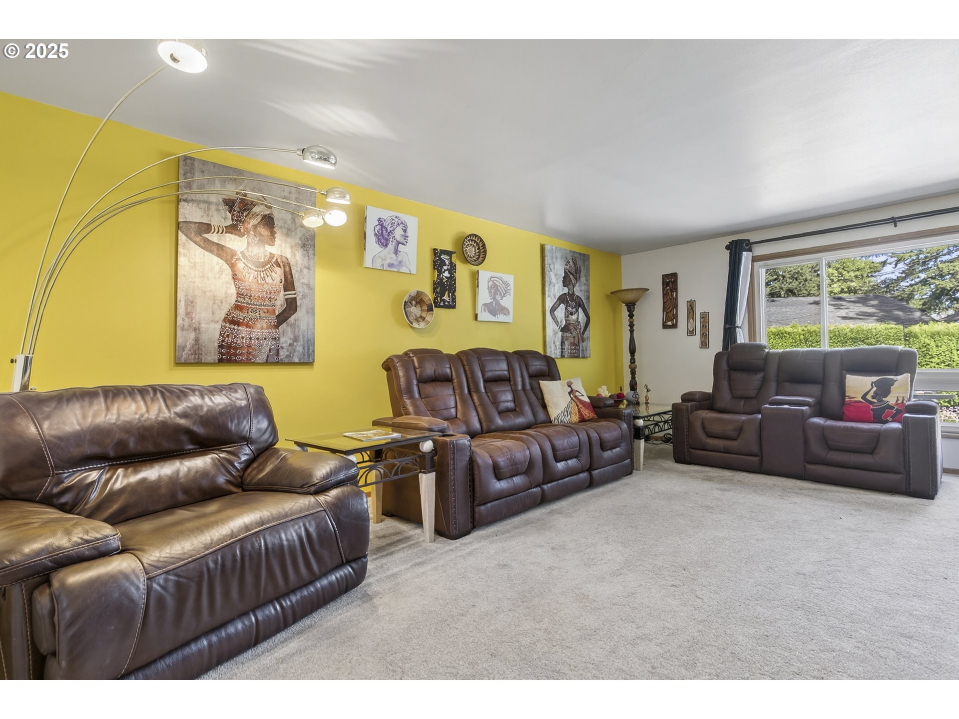 17821 Southeast Morrison Court Portland, OR 97233 - Photo 6 of 39