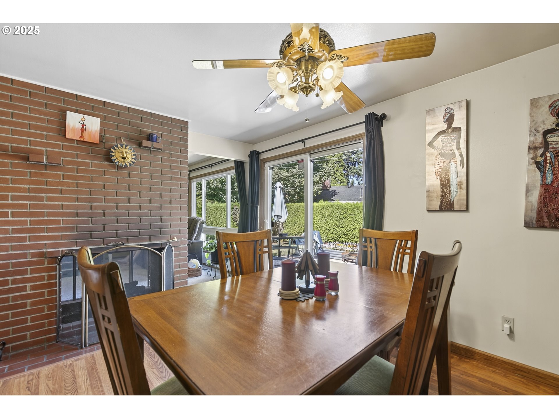 17821 Southeast Morrison Court Portland, OR 97233 - Photo 9 of 39