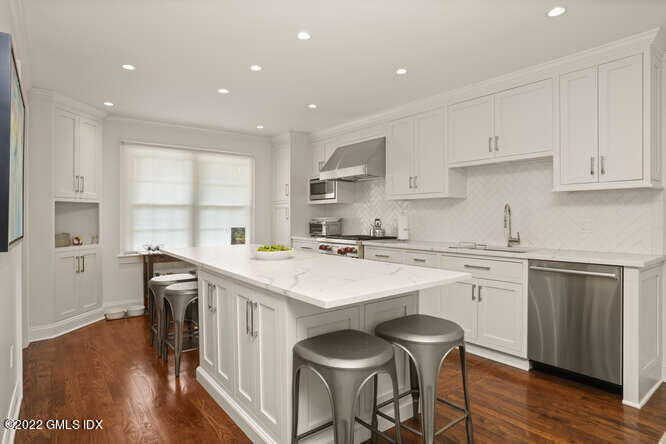 78 River Road, Unit 13 Cos Cob, CT 06807 - Photo 7 of 43 78 River Rd Cos Cob CT 06807-small-023-0