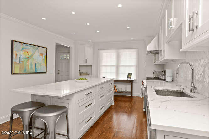 78 River Road, Unit 13 Cos Cob, CT 06807 - Photo 8 of 43 78 River Rd Cos Cob CT 06807-small-024-0