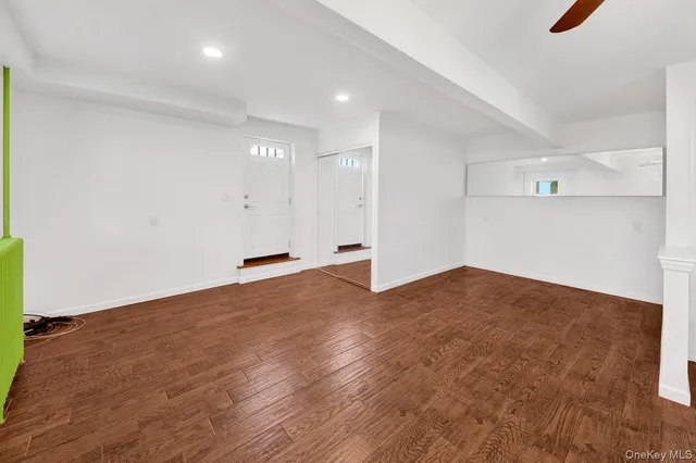 a view of empty room