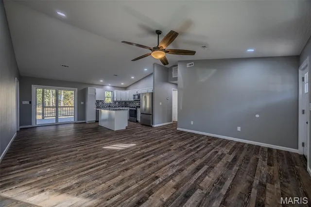 $279,900 | 23350 Marvel Drive, Lebanon, MO 65536