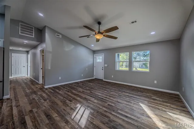 $279,900 | 23350 Marvel Drive, Lebanon, MO 65536