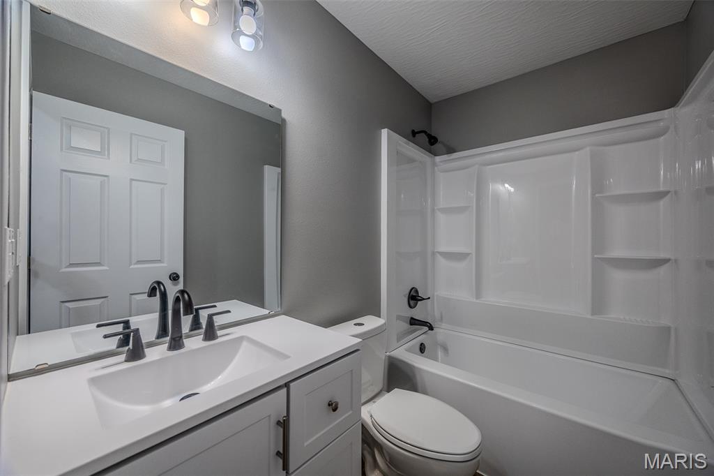 23350 Marvel Drive Lebanon, MO 65536 - Photo 22 of 34