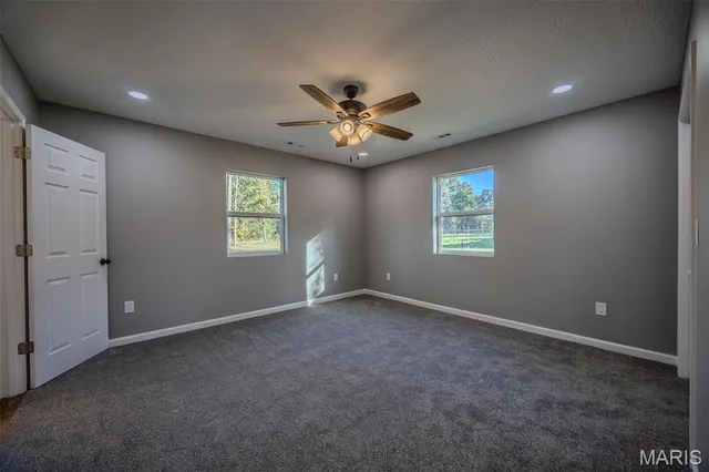 $279,900 | 23350 Marvel Drive, Lebanon, MO 65536