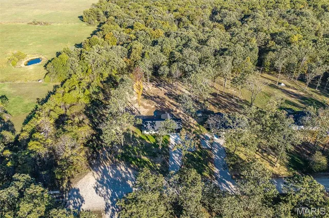 $279,900 | 23350 Marvel Drive, Lebanon, MO 65536