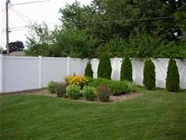 1103 South Johanson Road Peoria, IL 61607 - Photo 2 of 8 Gallery Image 2