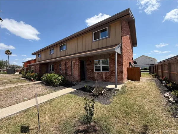 $990 | 3208 North 25 1/2 Street, McAllen, TX 78501