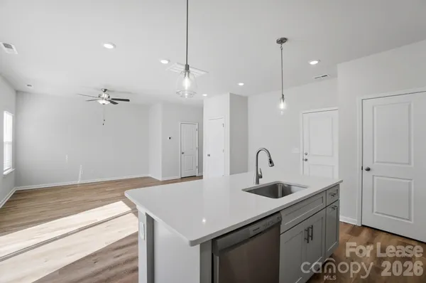 $2,500 | 4017 Jenison Vly Court, Charlotte, NC 28214