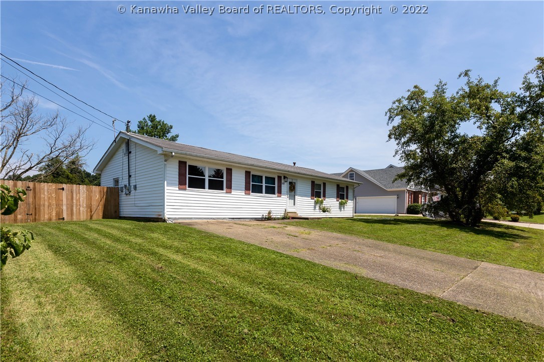 2022 Mount Vernon Road Hurricane, WV 25526 - Photo 3 of 34 Gallery Image 3