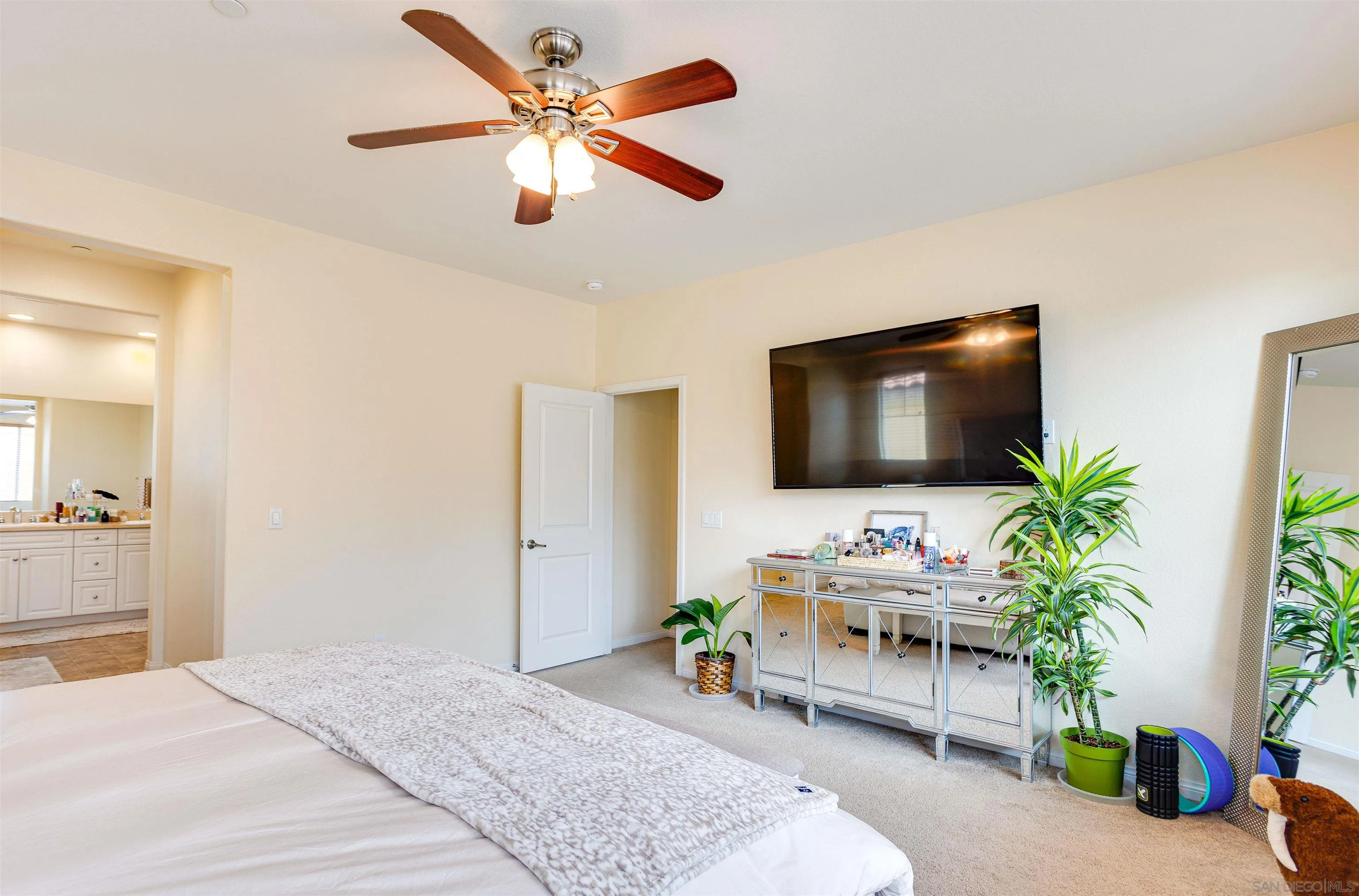 1447 Chert Drive San Marcos, CA 92078 - Photo 10 of 28 a living room with furniture and a flat screen tv