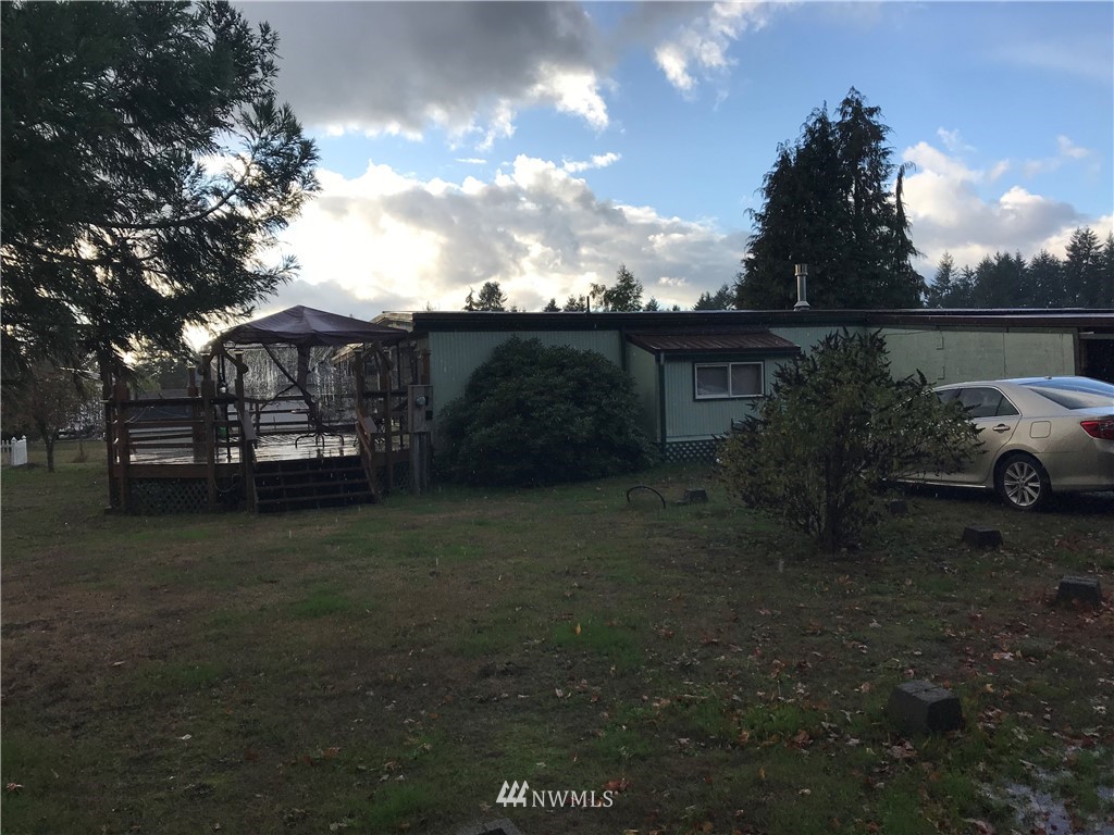9026 173rd Avenue Southwest Rochester, WA 98579 - Photo 2 of 25