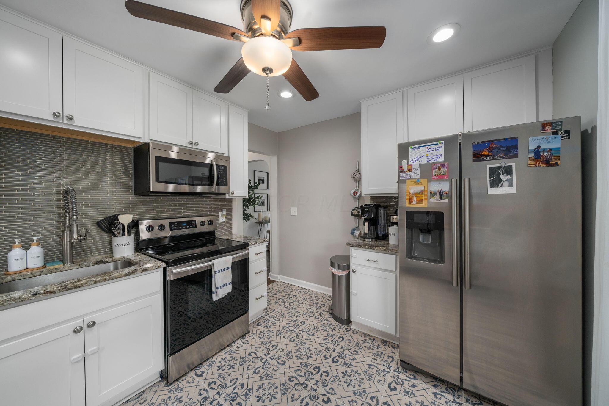 840 Thomas Road Grandview Heights, OH 43212 - Photo 11 of 39 Kitchen