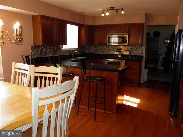 19 Aspen Road Sicklerville, NJ 08081 - Photo 4 of 20 Gallery Image 4