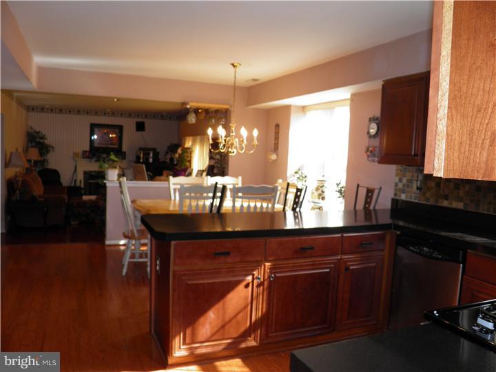 19 Aspen Road Sicklerville, NJ 08081 - Photo 5 of 20 Gallery Image 5