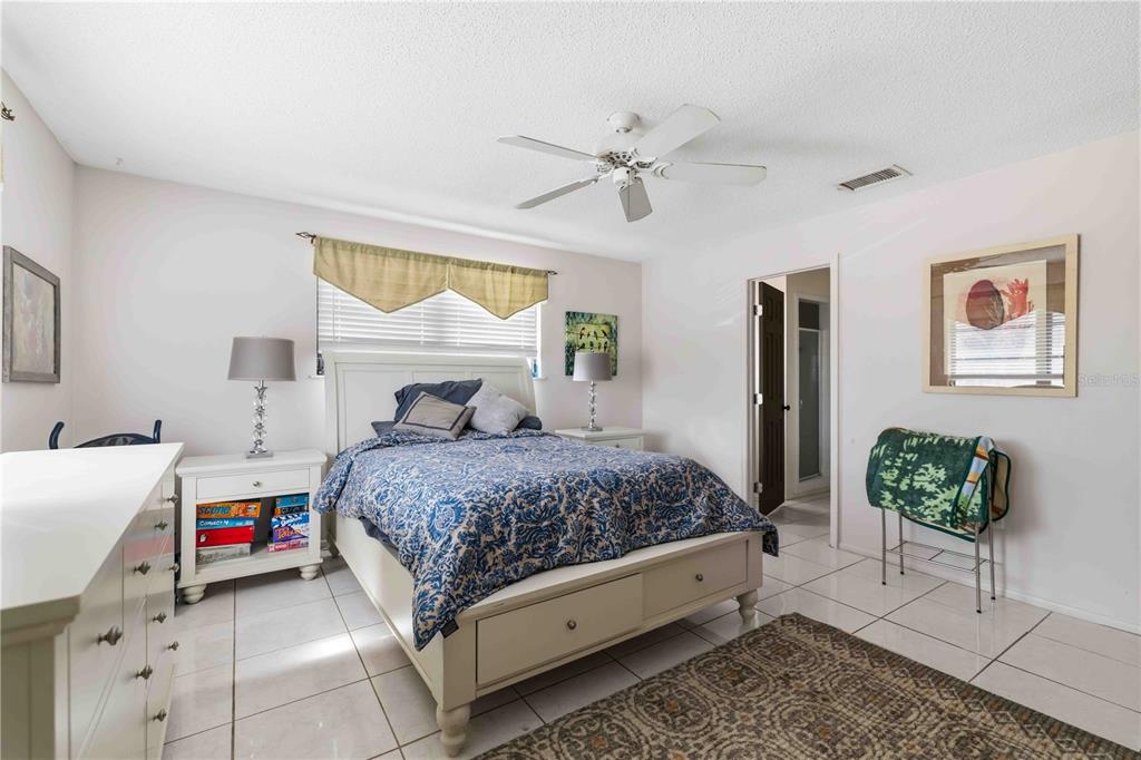 9034 Midnight Pass Road, Unit 6 Sarasota, FL 34242 - Photo 27 of 38 Gallery Image 27