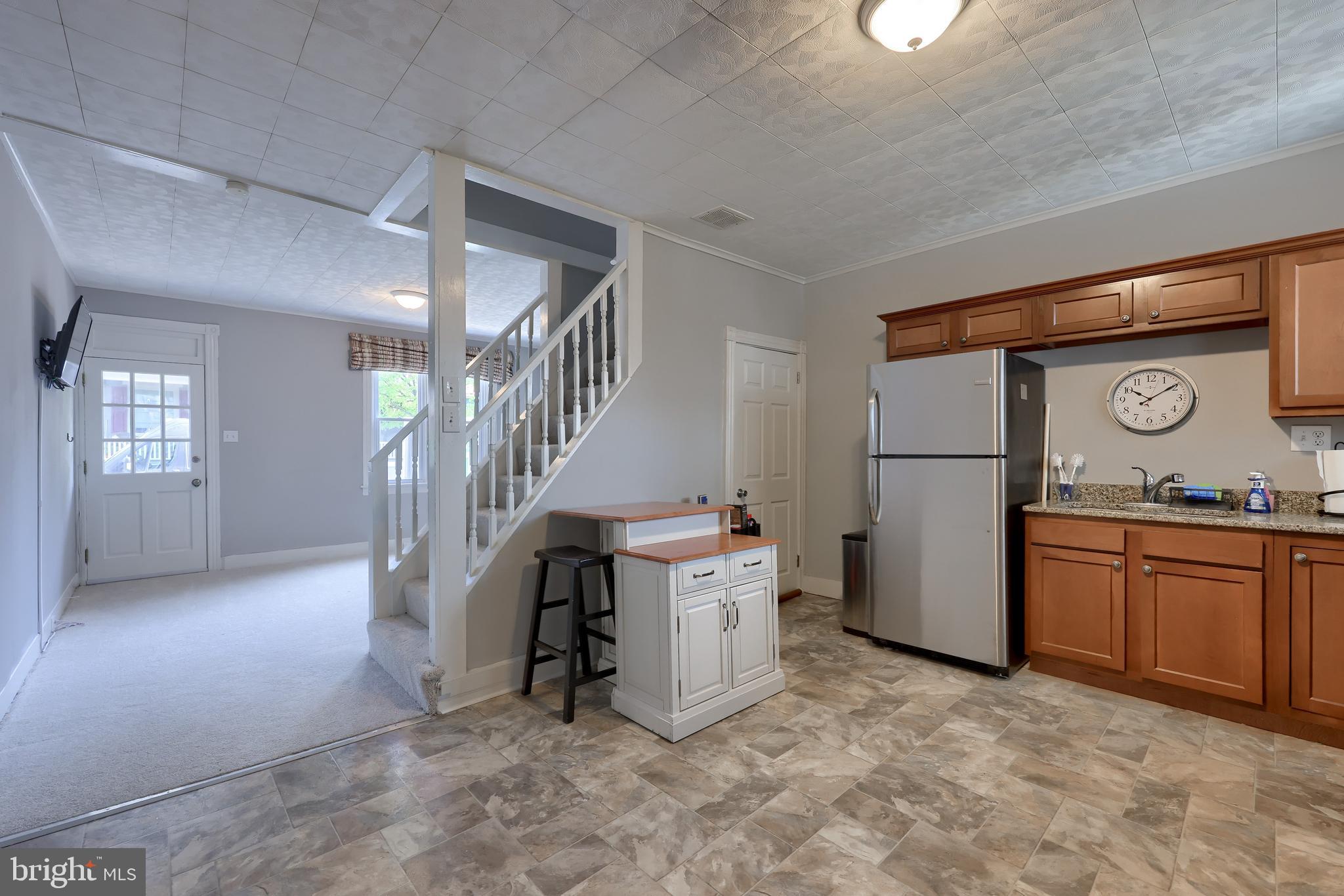 76 Front Street Lititz, PA 17543 - Photo 12 of 24