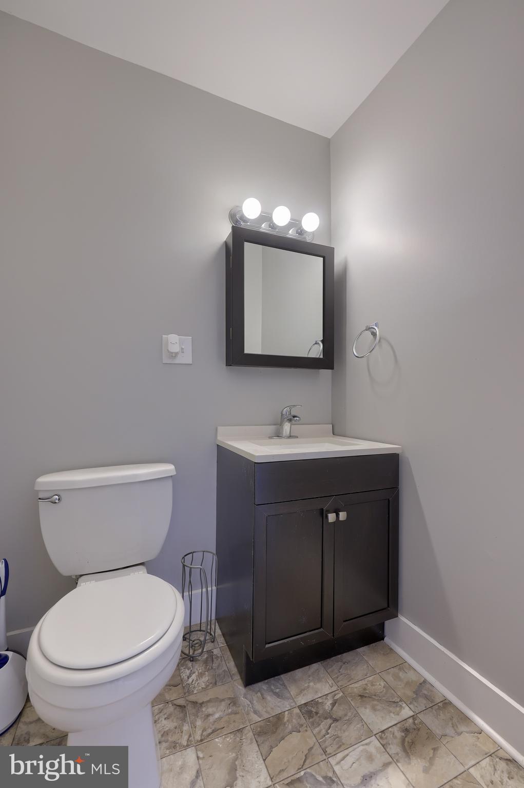 76 Front Street Lititz, PA 17543 - Photo 15 of 24