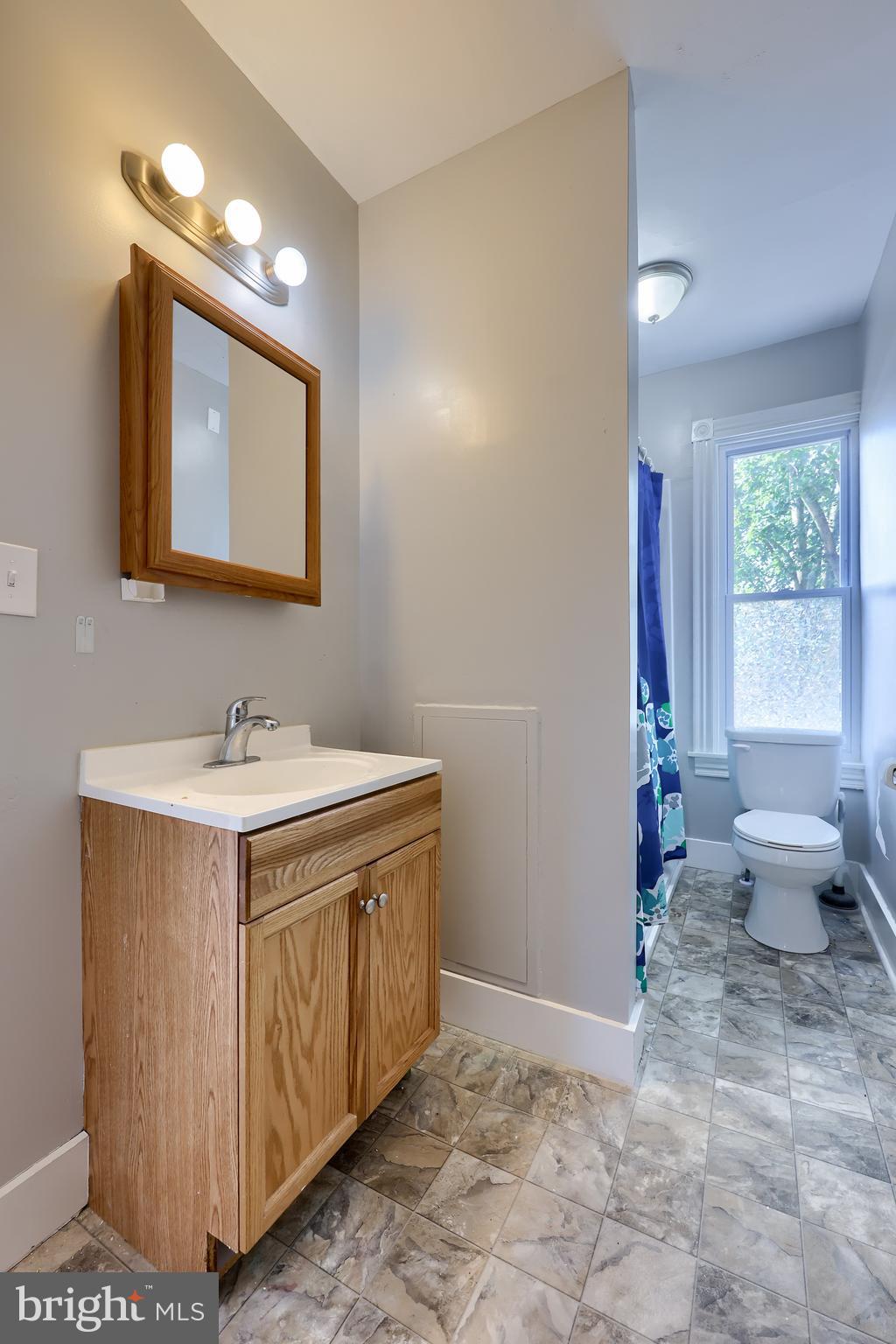76 Front Street Lititz, PA 17543 - Photo 19 of 24