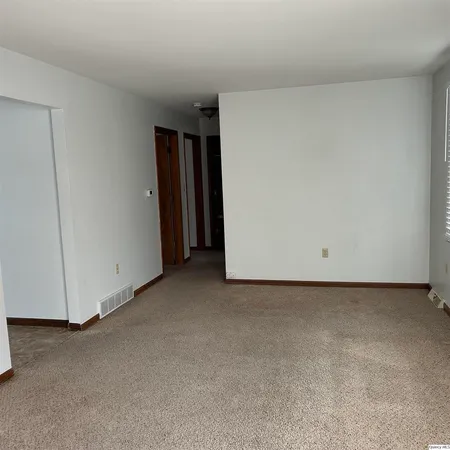 $1,400 | 1621 Aspen Drive, Quincy, IL 62305