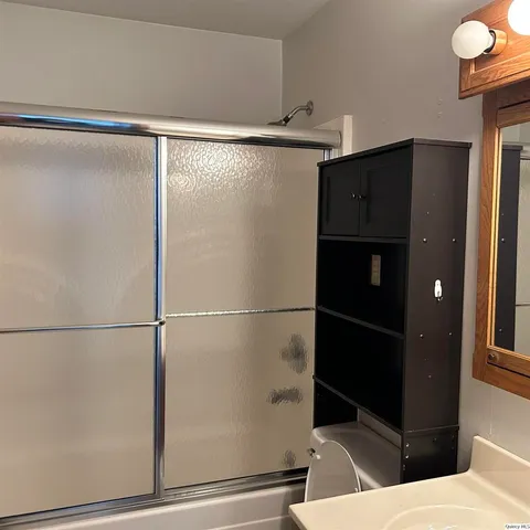 $1,400 | 1621 Aspen Drive, Quincy, IL 62305