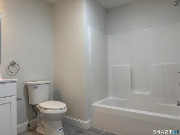 $1,850 | 1085 Whalley Avenue, Unit 4, New Haven, CT 06515