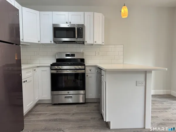$1,850 | 1085 Whalley Avenue, Unit 4, New Haven, CT 06515