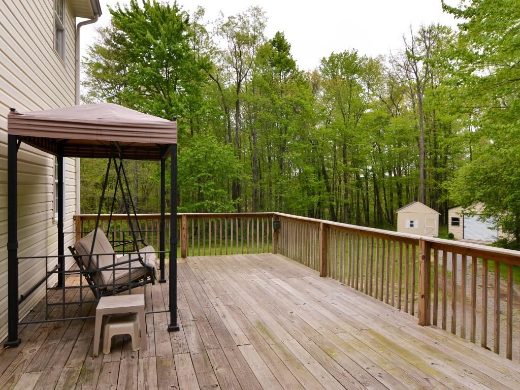 115 Syl Road Sewickley, PA 15143 - Photo 16 of 20 Large newer rear deck