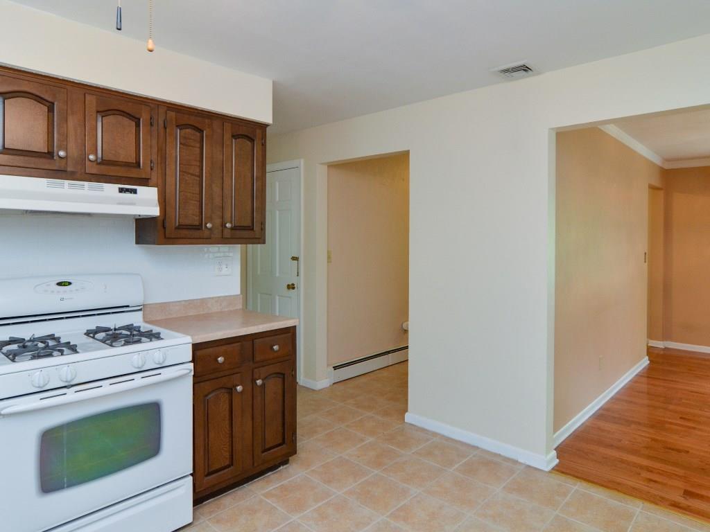 115 Syl Road Sewickley, PA 15143 - Photo 7 of 20 Kitchen view into entry and dining room