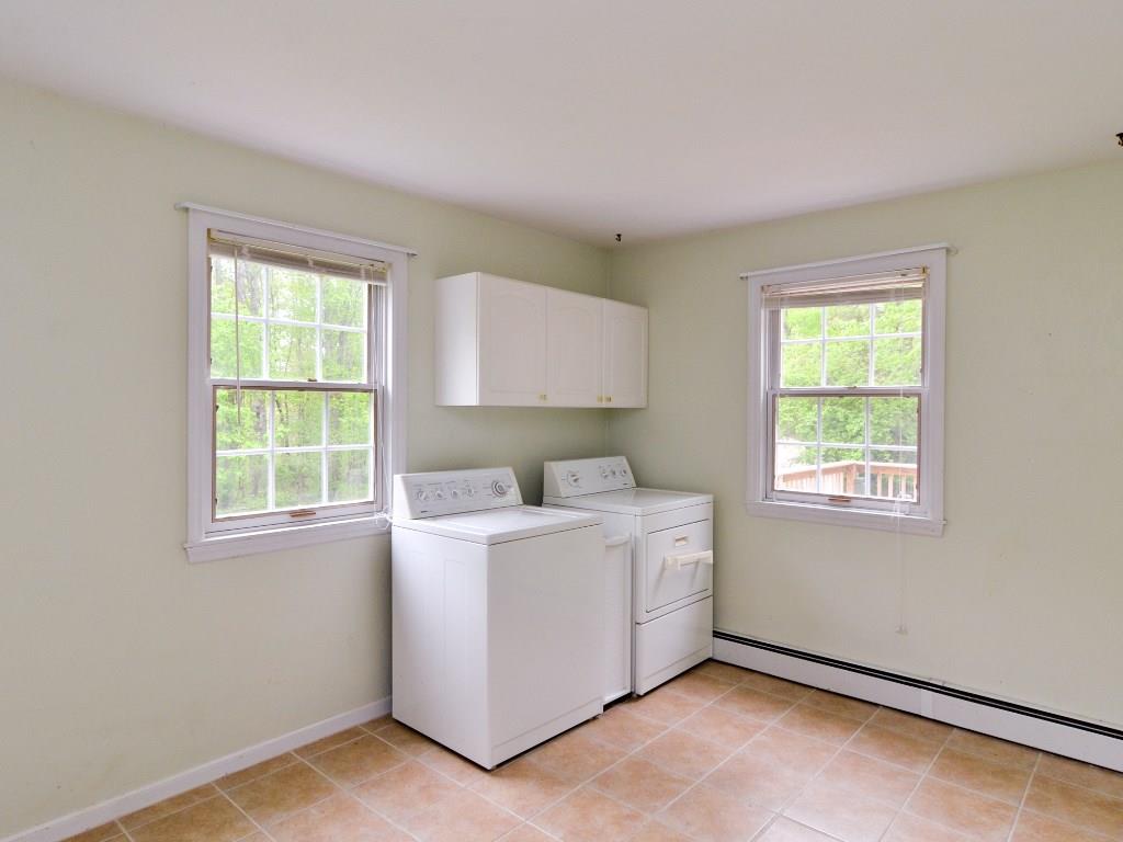115 Syl Road Sewickley, PA 15143 - Photo 8 of 20 first floor room, could be used as laundry or den or first floor bedroom