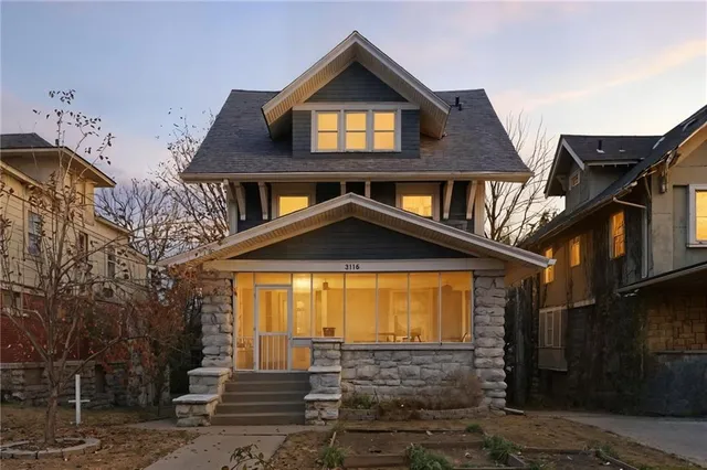 $265,000 | 3116 Linwood Boulevard, Kansas City, MO 64128