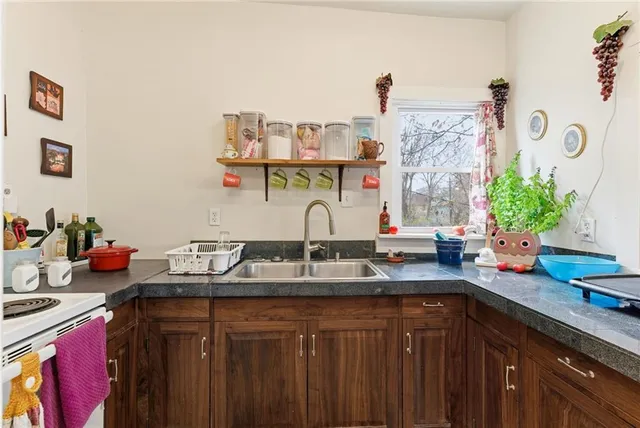 $265,000 | 3116 Linwood Boulevard, Kansas City, MO 64128