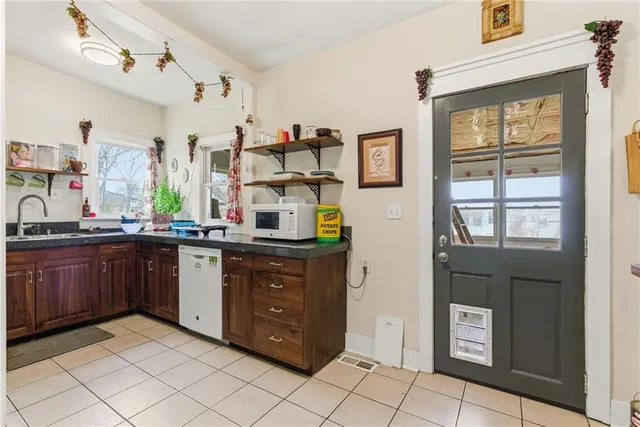 $265,000 | 3116 Linwood Boulevard, Kansas City, MO 64128