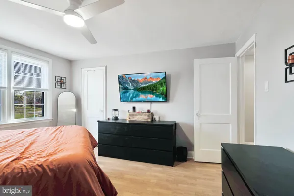 $235,000 | 437 Park Drive, Glenolden, PA 19036