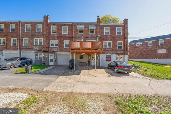 $235,000 | 437 Park Drive, Glenolden, PA 19036