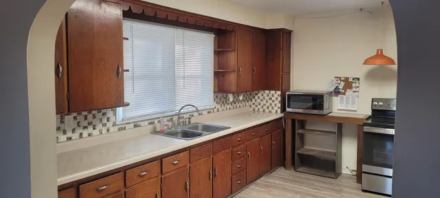 $299,000 | 424 Sage Street, Lake Geneva, WI 53147