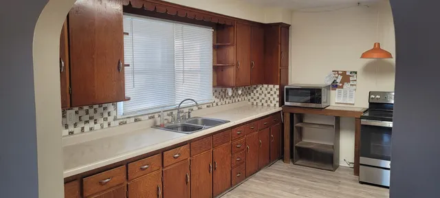 $299,000 | 424 Sage Street, Lake Geneva, WI 53147