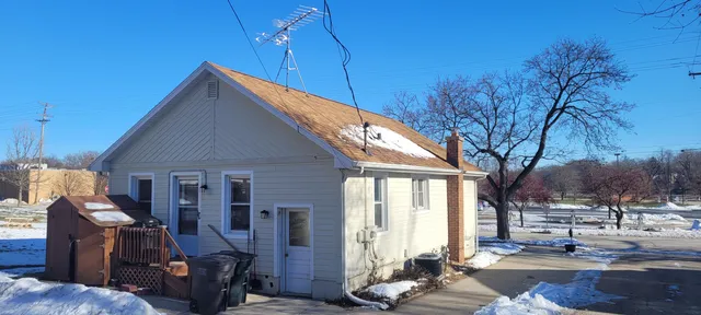 $299,000 | 424 Sage Street, Lake Geneva, WI 53147