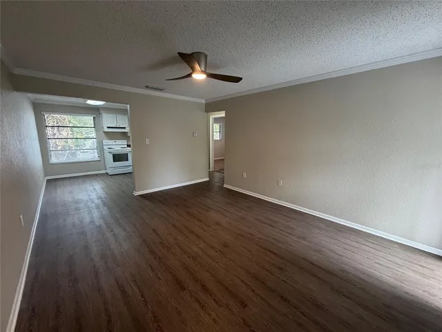 $1,825 | 460 Beltrees Street, Unit C, Dunedin, FL 34698