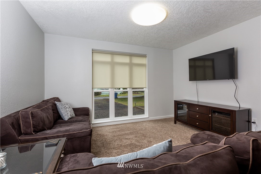 256 Hawkins Road Winlock, WA 98596 - Photo 13 of 25