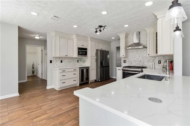 $439,999 | 905 Shannon Road Southeast, Loganville, GA 30052