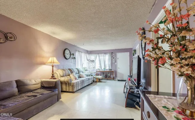 $685,000 | 1214 Saticoy Street, Santa Paula, CA 93060