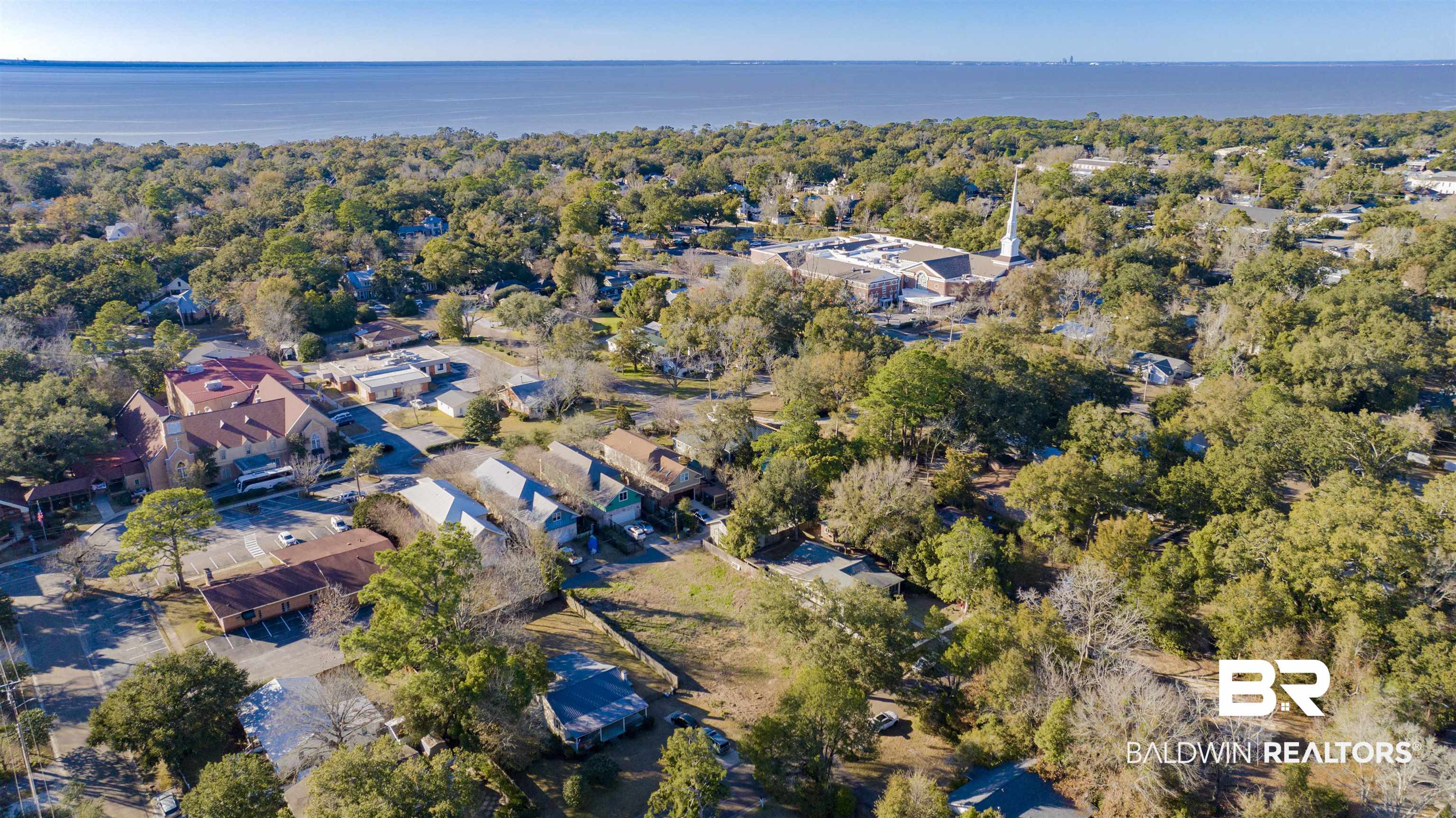 368 Azalea Street Fairhope, AL 36532 - Photo 4 of 14
