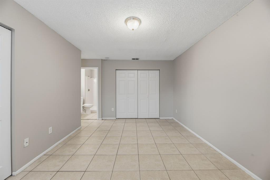 8666 Southwest 14th Street Pembroke Pines, FL 33025 - Photo 15 of 29