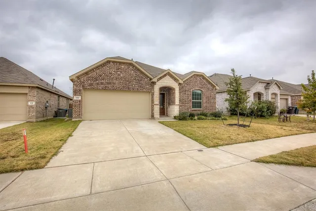$2,295 | 532 Ranchito Pass, Haslet, TX 76052