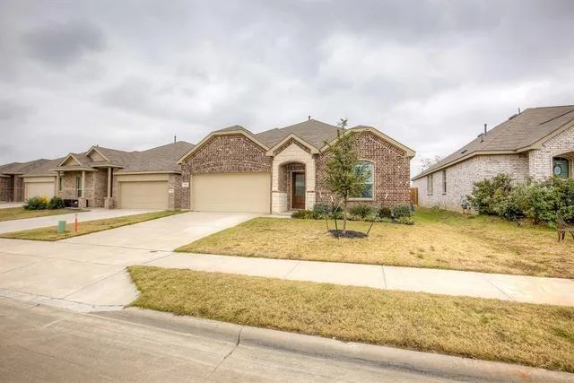 $2,295 | 532 Ranchito Pass, Haslet, TX 76052