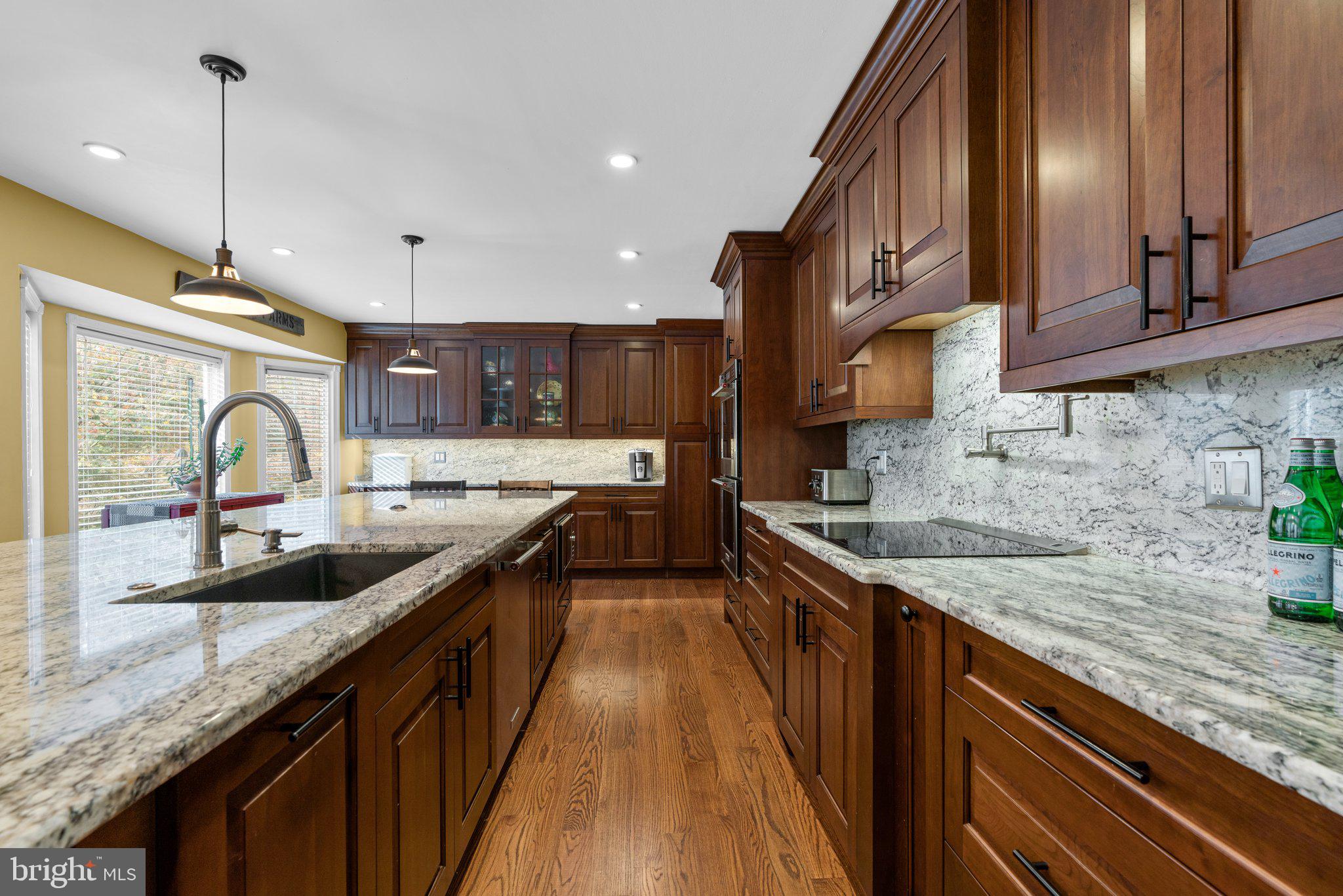 2810 Foxhound Road Ellicott City, MD 21042 - Photo 13 of 62 Kitchen