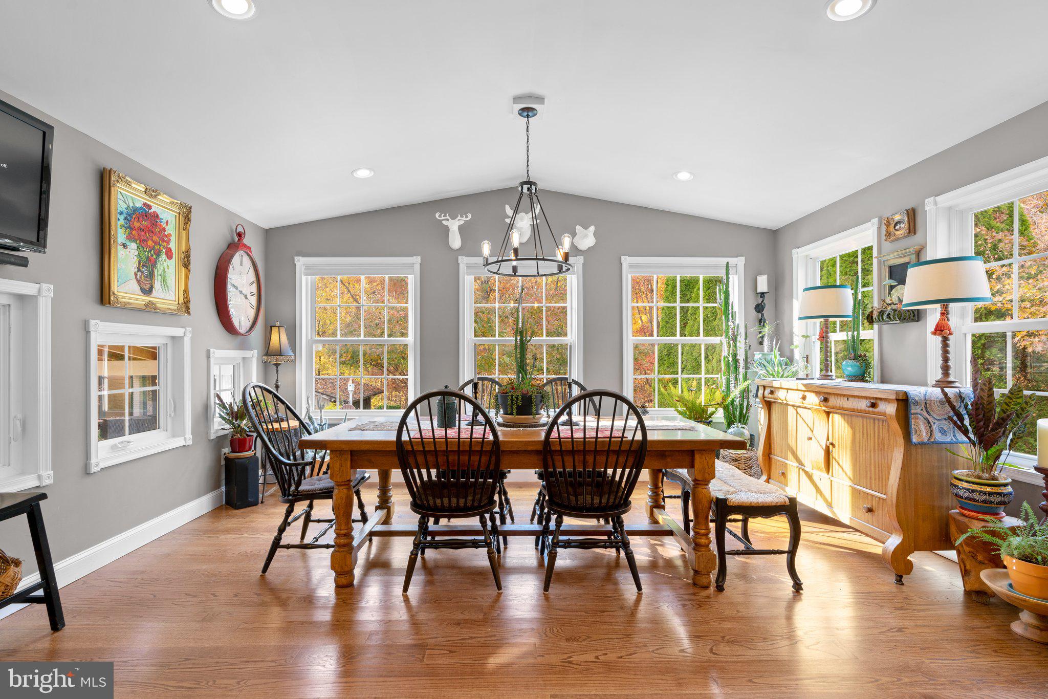 2810 Foxhound Road Ellicott City, MD 21042 - Photo 16 of 62 Breakfast Room
