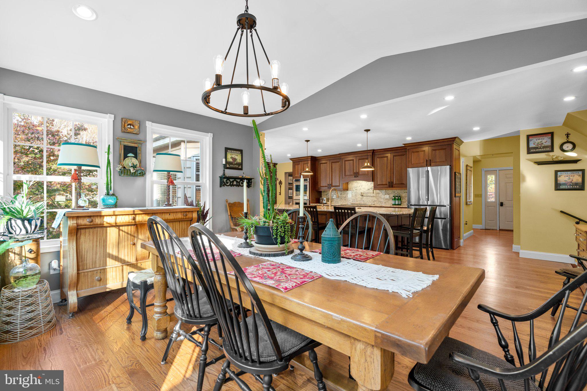 2810 Foxhound Road Ellicott City, MD 21042 - Photo 19 of 62 Breakfast Room